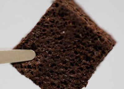 Si possono pulire le acque contaminate con gli scarti di caffè